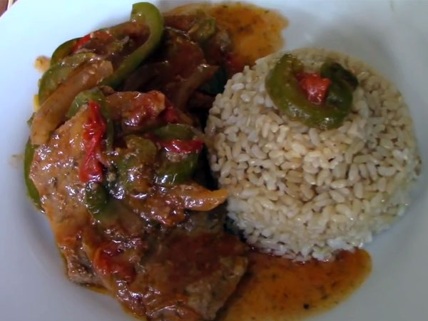 Bistec de carne de res - Recetas Ecuador / Platos de fondo